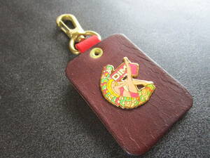  extremely thick. fine quality cow leather . France. Vintage pin bachi. key holder, bag charm .! hand made! leather! swimsuit woman motif 