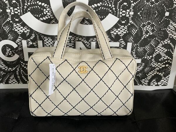 美品　正規品　CHANEL ワイルドステッチ　ボストンバッグ　白　ホワイト