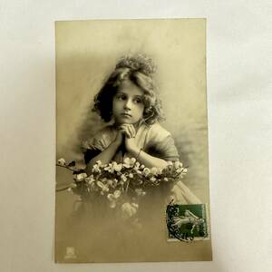 フランス アンティーク ポストカード 1枚 少女 ヴィンテージ 紙物 素材 コレクション ディスプレイ ジャンクジャーナル 雑貨 ビンテージ