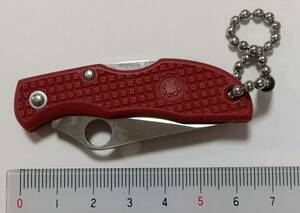 SPYDERCO　「スパイダルコ　レディバグ（波刃）」赤