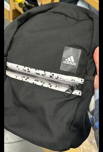 リュックキッズadidas