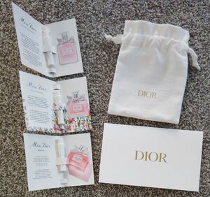 Christian Dior　ミスディオール　巾着　香水３つ　封筒　サンプル　ノベルティ【未使用】カタログ同封