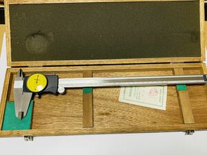 mitsutoyoMitutoyo dial vernier calipers 300mm beautiful goods 