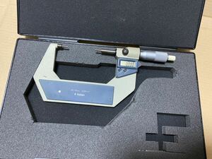 mitsutoyoMitutoyo digital micrometer 50-75 0.001mm