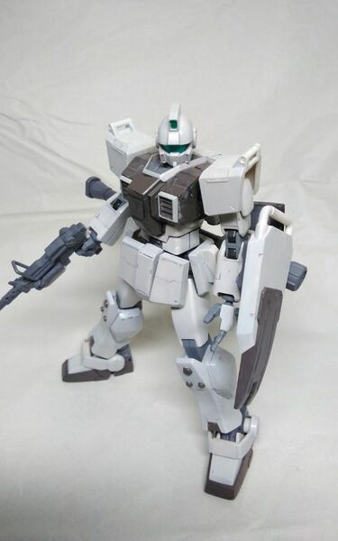 塗装済み完成品　 HGUC　陸戦型ジム