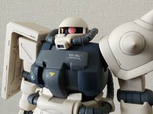 1/100 MG マスターグレード　ザクＦⅡ型　連邦仕様　　塗装済み完成品　PG MG HG RE 1/144 1/100 1/60 1/48