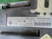 8EQ4102CG5-4 ) BMW 3シリーズ ABA-VB35 2008年 E90 純正ヘッドライト右　63.11-6942746.9_画像4