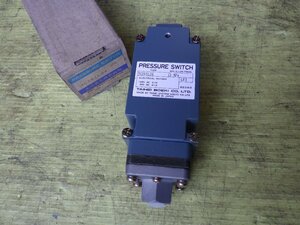 【太平貿易株式会社】PRESSURE SWITCH■TCZ01L24■圧力スイッチ■中古