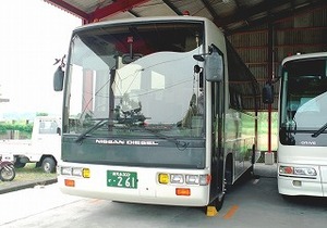 【 バス写真 Lサイズ 】 西工の観光バス ■ 池田観光 ■ 鹿児島200か0261 