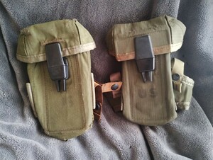 # the US armed forces M-16/M-4 30RD magazine pouch # America army, Vietnam, the truth thing, discharge goods, payment lowering, that time thing, rare. valuable, hard-to-find, military, airsoft,