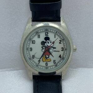 【送料込み即決】ミッキーマウス ディズニー腕時計 電池交換済み 稼動確認済 新品ベルト交換済 Disney2