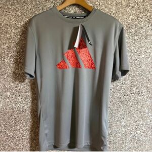 【新品未使用品タグ付き　アディダスTシャツ　グレー　L】