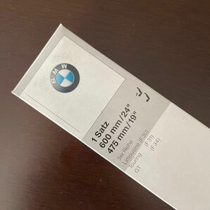 BMW 純正品　未使用　3シリーズ (F30/F31/F80)新品ワイパーブレード　左右セット　61612241357 送料込