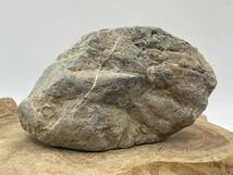 【J101】2.5kg　大　翡翠含有　黒系　糸魚川産　水石　自然石　観賞石　天然石_画像3