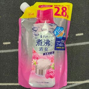 レノア 超消臭 煮沸レベル消臭 抗菌ビーズ リフレッシュフローラル 詰め替え 1180mL