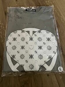 Complex Япония один сердце 20240515,16 TOKYO DOME монограмма футболка серый L размер новый товар нераспечатанный 