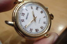 セイコー/SEIKO ◆7002-8010 ステップベゼル/ゴールド 梨地文字盤 自動巻きメンズ腕時計_画像4