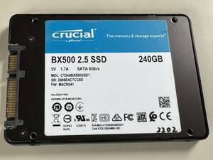 CRUCIAL SSD 240GB【動作確認済み】2202　