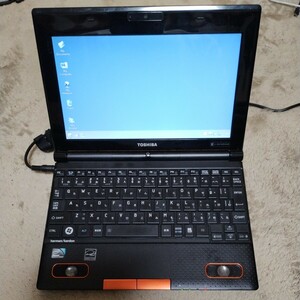 東芝 dynabook N300/02CD SSD128GB バッテリー新品