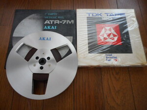 AKAI ATR-7M 7 number metal reel ( aluminium reel ) & TDK 7 number open reel tape 150 unused box attaching 