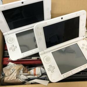 Nintendo DS Lite/3DS LL/3DS 本体 計18台セット まとめ売り 大量 動作未確認 ジャンク ニンテンドー【z2-49/0/0】の画像1