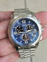 シチズンのビジネスウォッチ　青い文字盤のソーラー腕時計　ベルト社外品_画像5