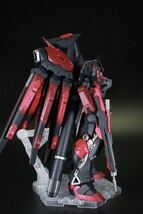 RG Hi-νガンダム オリジナルカラー全塗装完成品_画像6