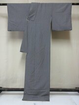 1円 良品 正絹 着物 小紋 縮緬 和装 和服 縞 ストライプ 矢鱈縞 可愛い お洒落 高級 袷 身丈157cm 裄66cm【夢職】★★★_画像3