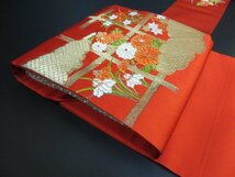 1円 良品 正絹 名古屋帯 和装 和服 赤 格子 草花 花柄 菊 菖蒲 杜若 お太鼓柄 九寸帯 長さ357cm【夢職】★★★_画像2