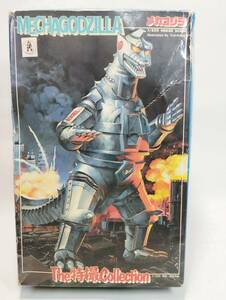1/350 Mechagodzilla cyborg young lady figure attaching both sides . poster attaching The * special effects collection Bandai used not yet constructed plastic model rare out of print outer box scratch 