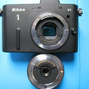 Nikon 1 V1+10mm/F2.8+専用グリップ+専用速写ケースの画像4