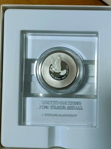 STERLING　SILVER　PROOF　銀メダル　UNITED NATIONS 1974 PEACE MEDAL　国際連合平和メダル　プルーフ　スタンド付き / 送料370円