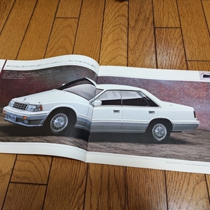 1988年9月発行 日産 ローレル 特別仕様車 スーパーセレクションシリーズのカタログの画像2