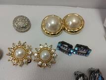 アクセサリー　イヤリング　CUSHKA　GIVENCHY　NINARICCI　VOGUEBIJOUX　L.Feraud　DueciBijoux　HANAEMORI　他　16組+片方1点★921_画像3