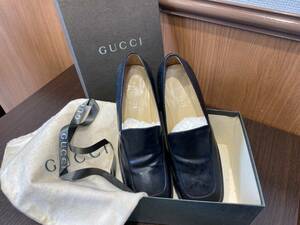 中古品　GUCCI　ローファー　ブラック　36　22.5㎝-23㎝　元箱　保存袋　リボン付★ｈ1897