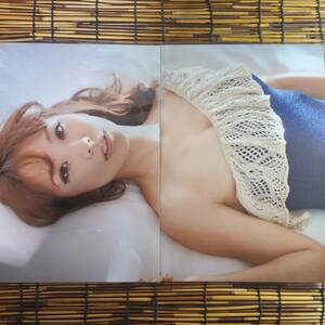 [ high quality thick 150μ laminate processing ] Yamamoto .2013 swimsuit A4 magazine scraps 6 page [ bikini model ]j2