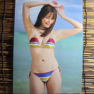 [ high quality thick 150μ laminate processing ] small Hyuga city .. swimsuit A4 magazine scraps 2 page [ bikini model ]l9