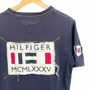 TOMMY HILFIGER トミー 半袖Tシャツ バックプリント ロゴ刺繍 ネイビー 表記S メンズM相当 古着 アメカジ