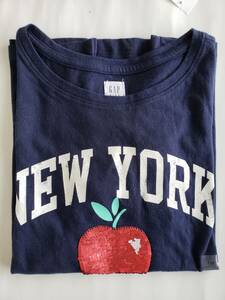 ◆GAP KIDS ギャップキッズ　半袖Ｔシャツ　女の子用　XL(150CM)　紺色　スパンコール(りんご)　　プリント(NEW YORK) ◆