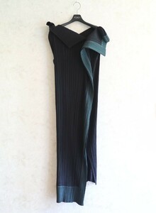 極美品★イッセイミヤケ ISSEY MIYAKE★配色★立体変形プリーツ ロングワンピース size 2 ★PLEATS PLEASE