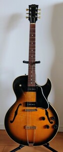 Gibson USA ES-135