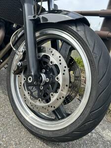 ZRX400用ZZR1100流用ワイドフロントホイール