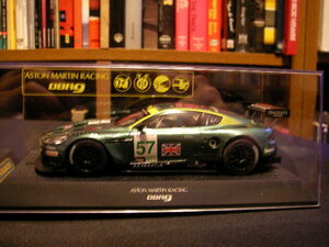 Scalextric スケーレックストリック　1/32 　Aston Martin DBR9 アストンマーチン　スロットカー