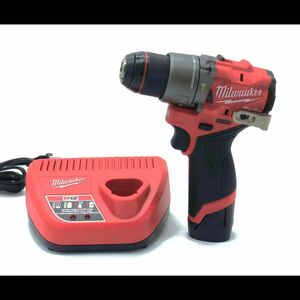 milwaukee M12ミルウォーキーの最新モデル　ドリルドライバー　充電器　バッテリー　フルセット