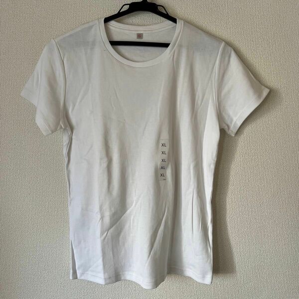 新品未使用●ユニクロ　クルーネックTシャツ　ホワイト　XL