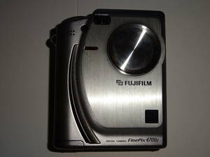 フジフィルム　デジカメ・FinePix 4700Z　中古現状品・単3電池使用タイプ