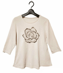 * solid flower rose T-shirt 5 minute sleeve light beige with defect 