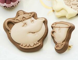 [ new goods unopened ]Q-pot cue pot [ Beauty and the Beast mise spot & chip /shuga- cookie brooch parent .2 point set ] Disney accessory 