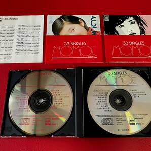 ◆山口百恵/33 SINGLES MOMOE/シール帯/シングルジャケットポートレート33枚付/２枚組CD/60DH51～2 ＃P05YY1の画像3