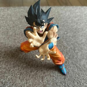 ドラゴンボール 孫悟空 フィギュア Figuarts 